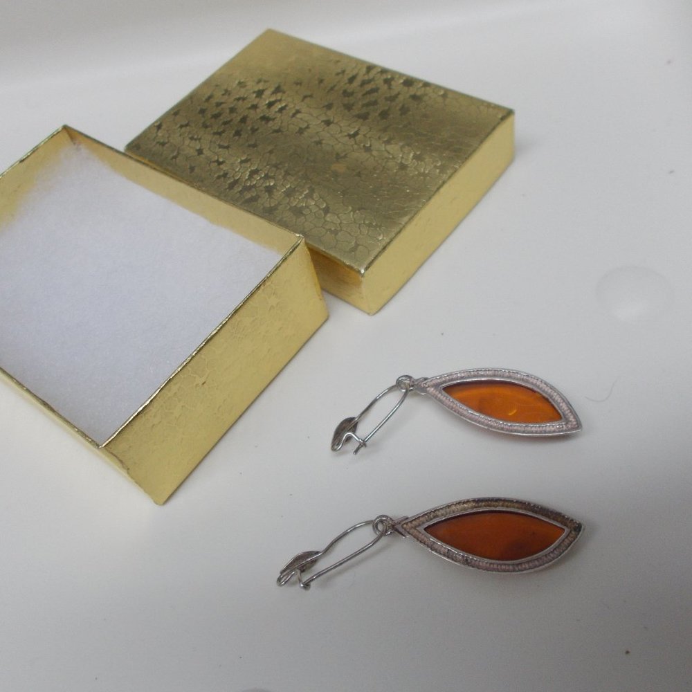 EUC, Amber pierced earrings, approximately 2.5"x.1/2" - Picture 5 of 5